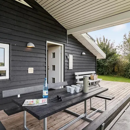 Front In With Sauna Nyaraló Ebeltoft
